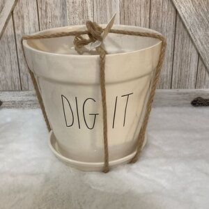 Rae Dunn Dig It Planter